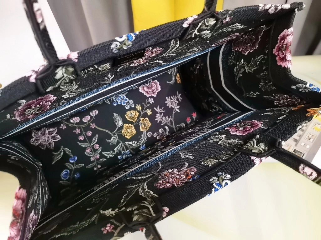 MOMO- 4ior M1286ZEAU-M911 Book Tote high quality version item：E-B063I2457
