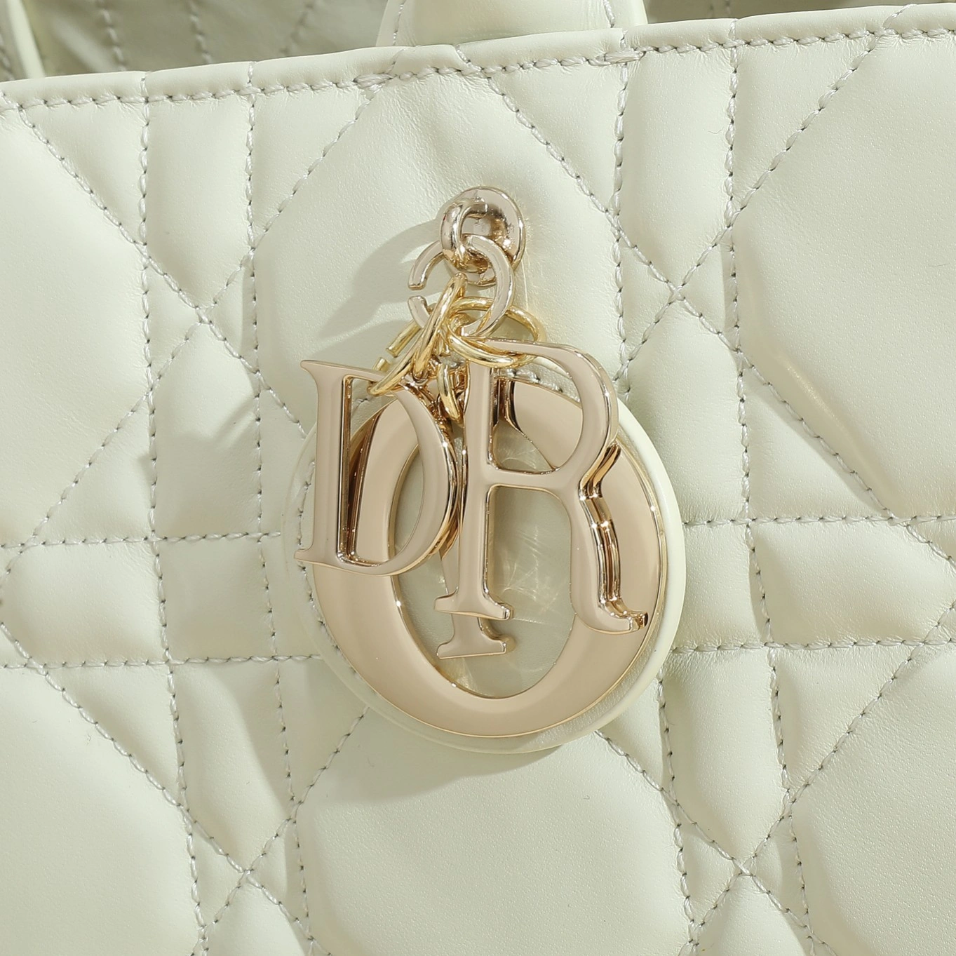 MOMO--4ior M1324OWHP-M030 high quality version cowhide item:E-B000L2042T
