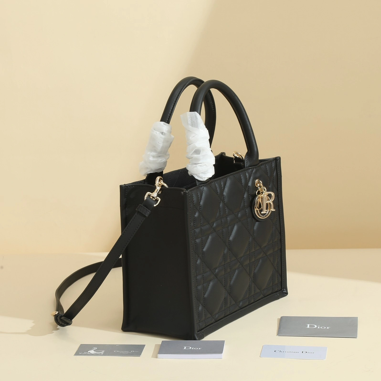 MOMO--4ior M1325OWHP-M900 high quality version cowhide item:E-B000L2043T