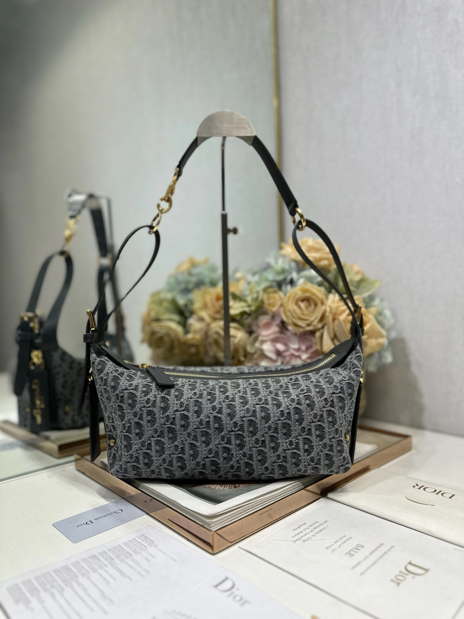 MOMO--4ior M2416UDDK-M932 high quality version D-Journey item:E-B000L2020T