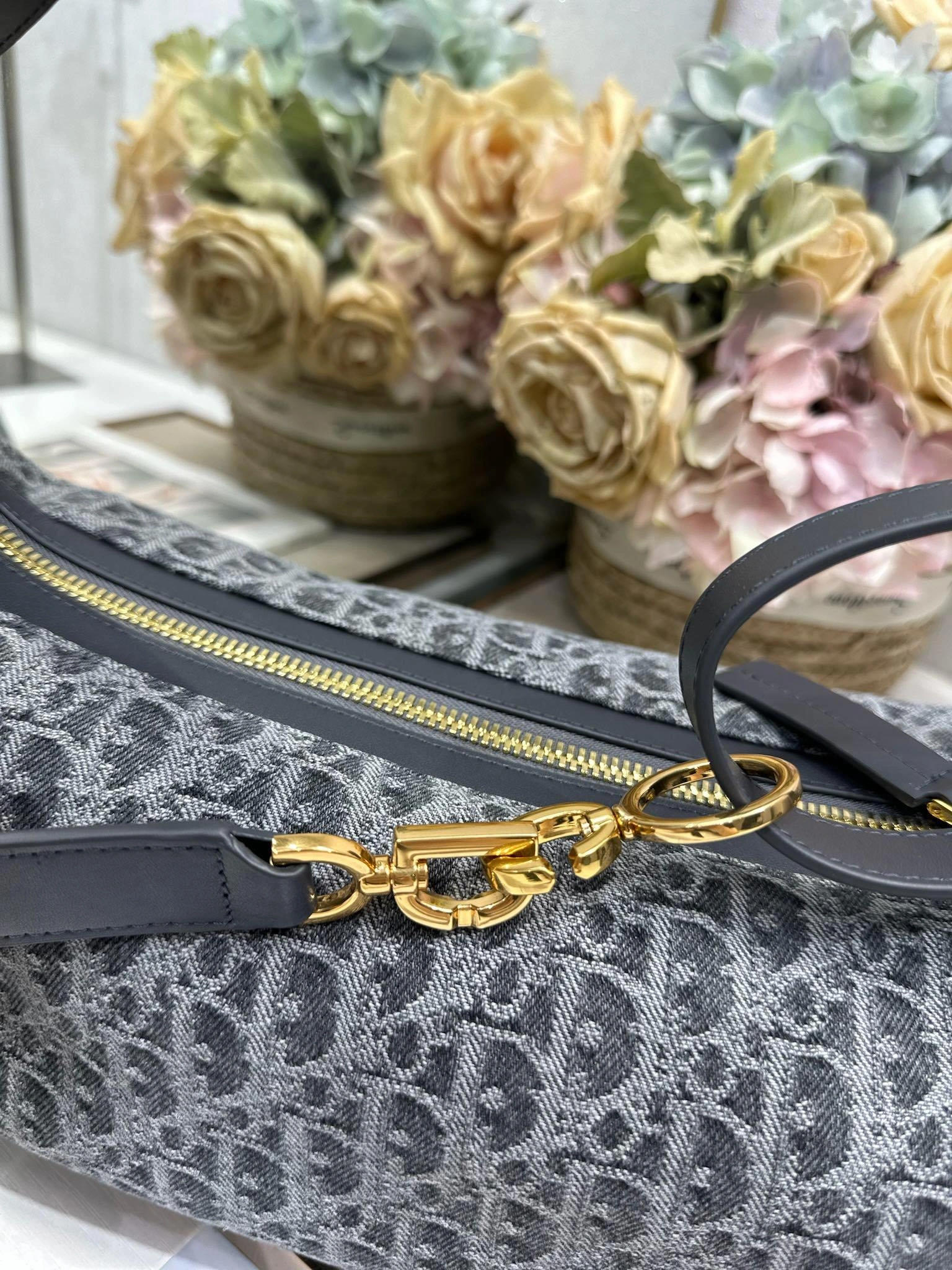 MOMO--4ior M2416UDDK-M932 high quality version D-Journey item:E-B000L2020T