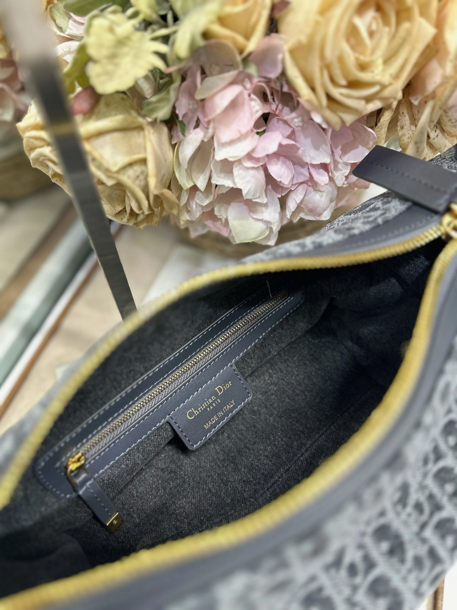 MOMO--4ior M2416UDDK-M932 high quality version D-Journey item:E-B000L2020T
