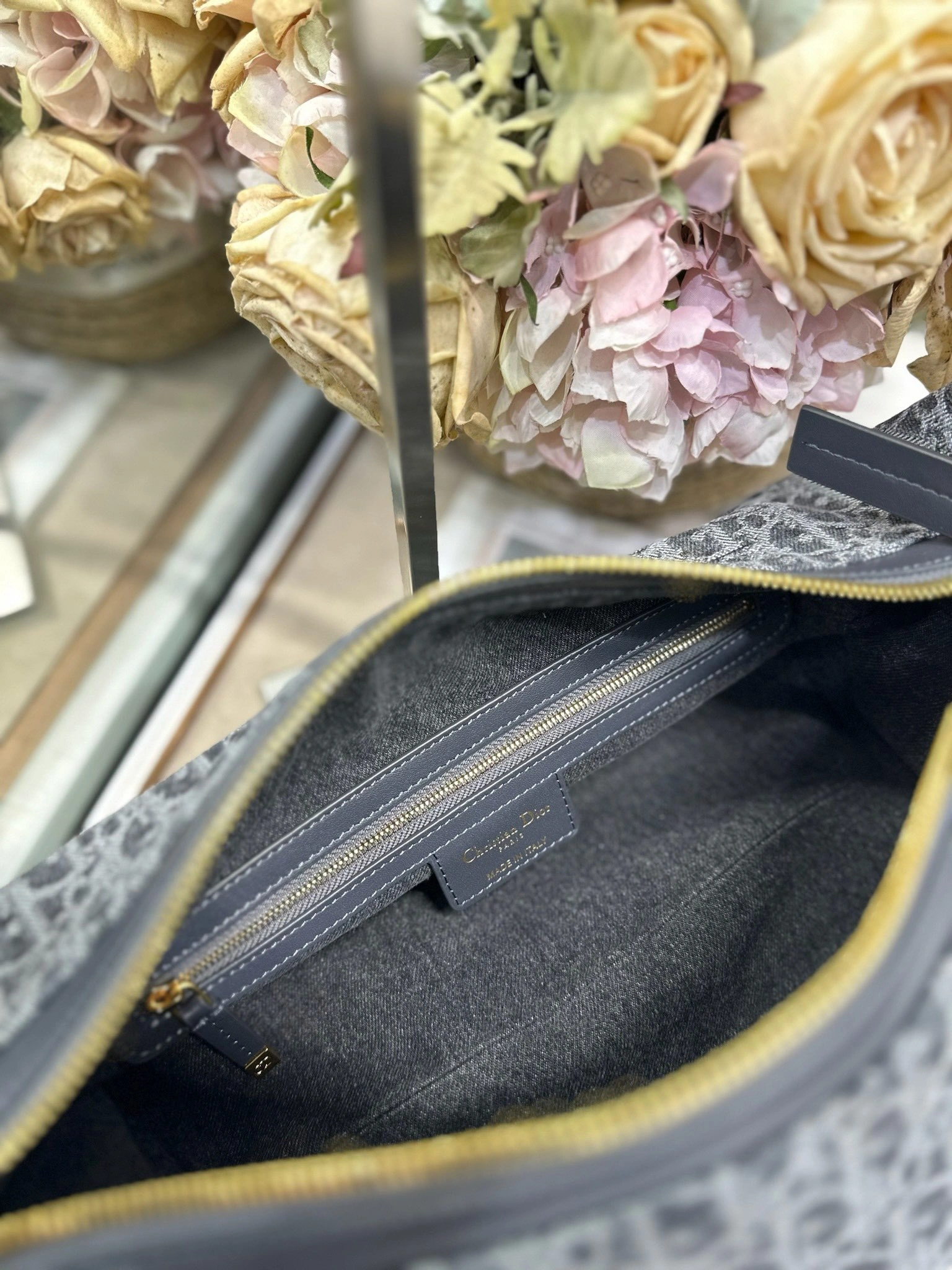 MOMO--4ior M2417UDDK-M932 high quality version D-Journey item:E-B000L2016T