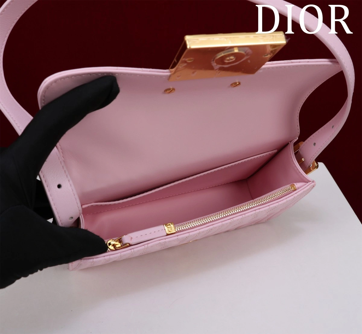 MOMO- 4ior M2610UBOS-M05N Miss Allover high quality version item：E-B063I2462