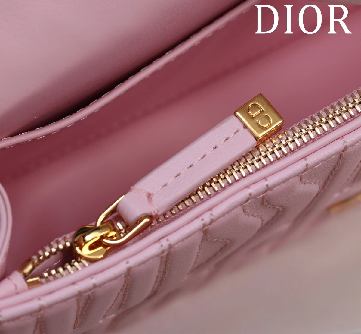 MOMO- 4ior M2610UBOS-M05N Miss Allover high quality version item：E-B063I2462