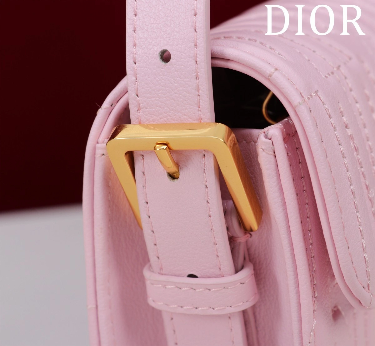 MOMO- 4ior M2610UBOS-M05N Miss Allover high quality version item：E-B063I2462