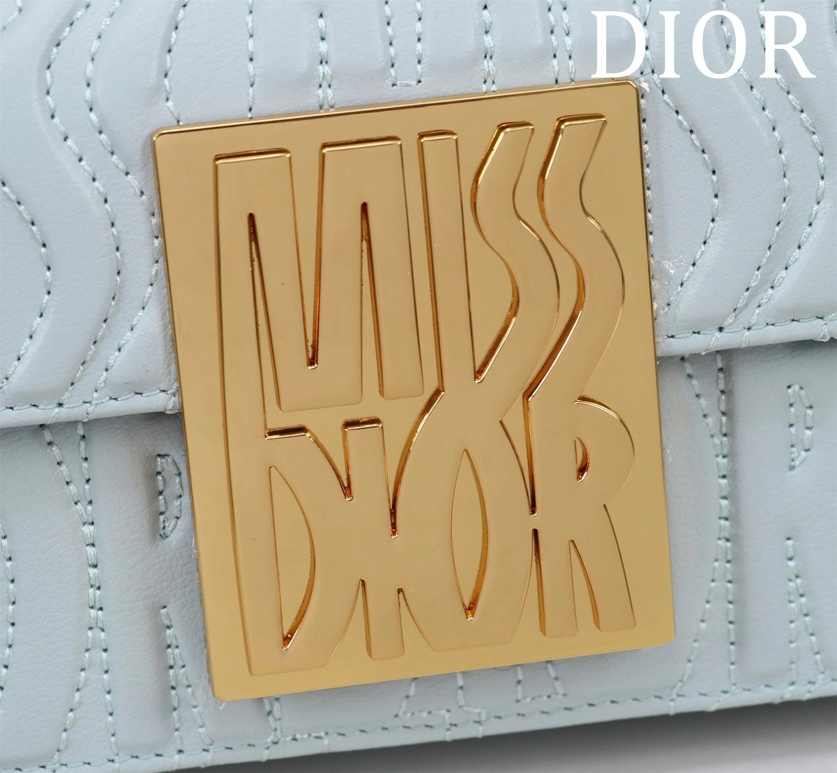 MOMO- 4ior M2610UBOS-M23B Miss Allover high quality version item：E-B063I2463