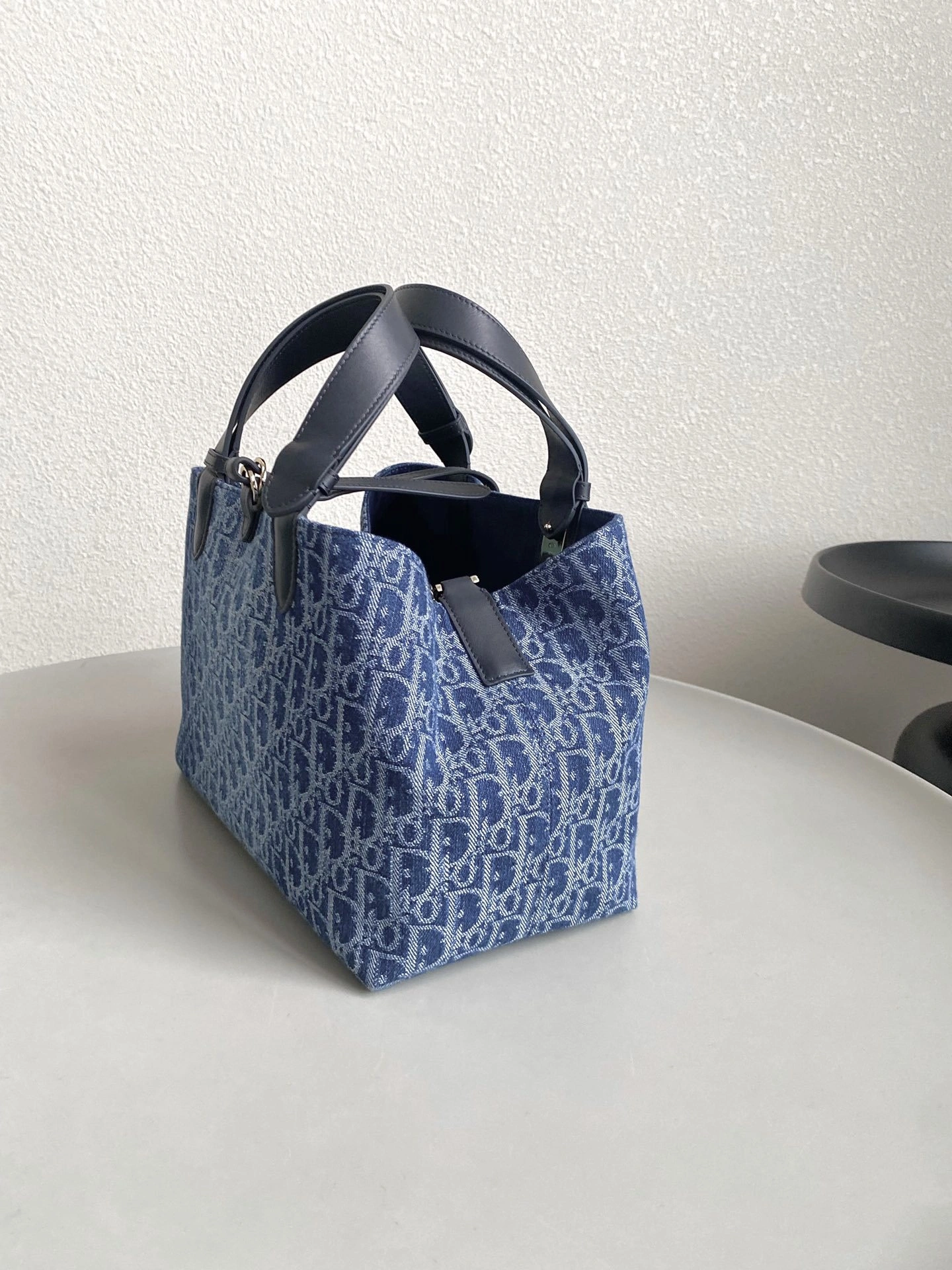 MOMO- 4ior M2821ODCE-M49E high quality version toujours24 denim item：E-B177I2578