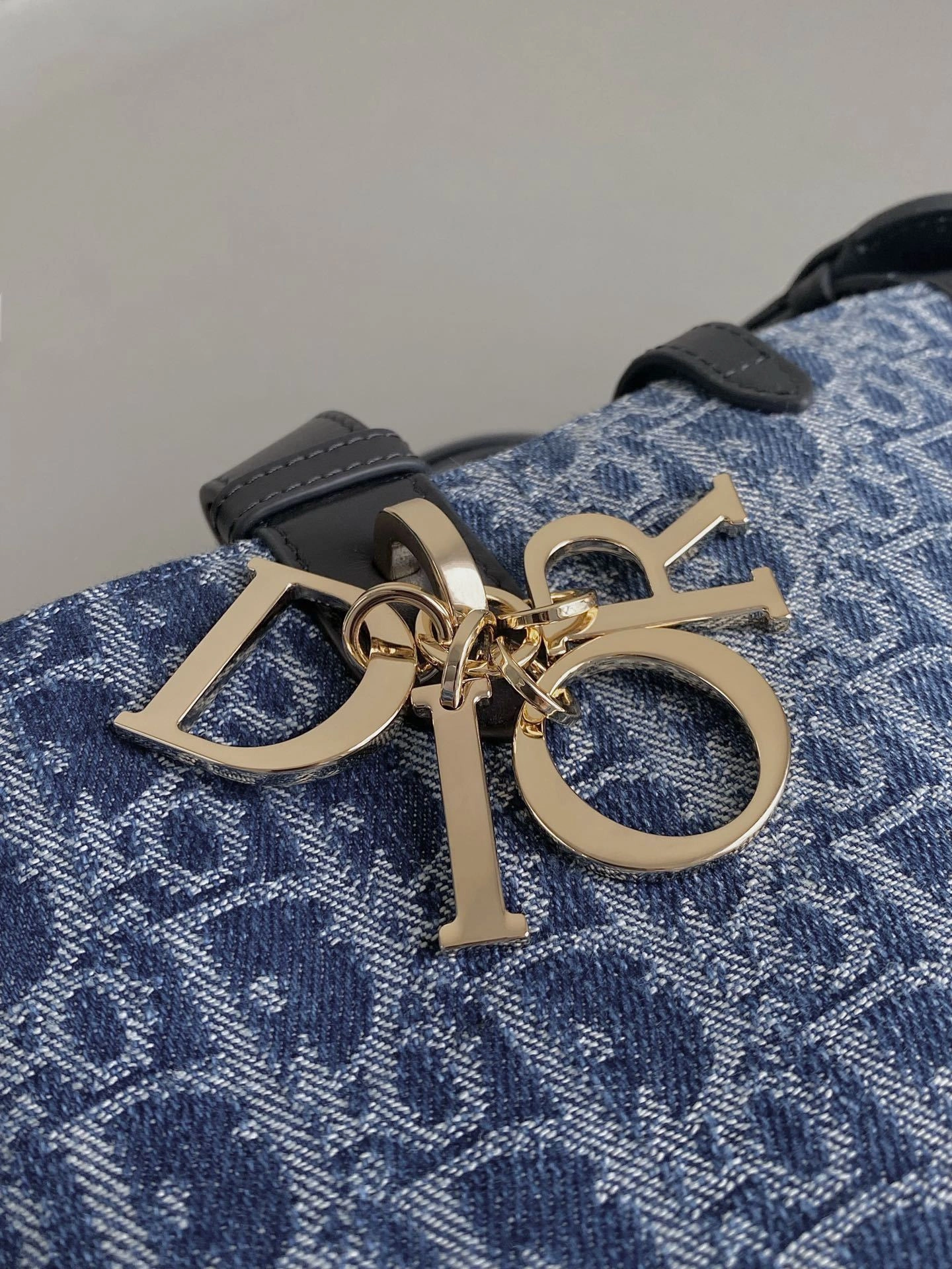 MOMO- 4ior M2821ODCE-M49E high quality version toujours24 denim item：E-B177I2578