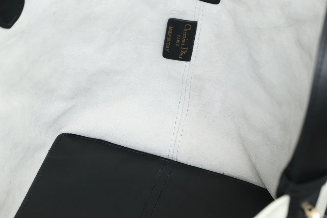 MOMO--4ior M2821OSIY-M38E high quality version cowhide item:E-B000L2067T