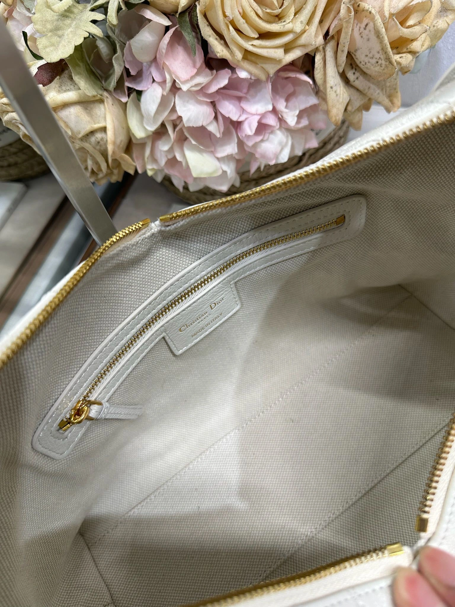 MOMO--4ior M2846UJVC-M030 high quality version Voyage cowhide item:E-B000L2023T