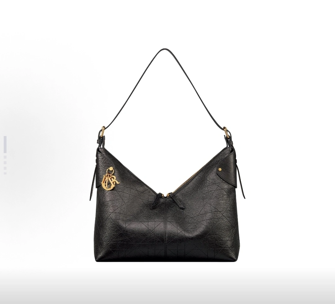 MOMO--4ior M2847UNUO-M900 high quality version Voyage cowhide item:E-B000L2022T