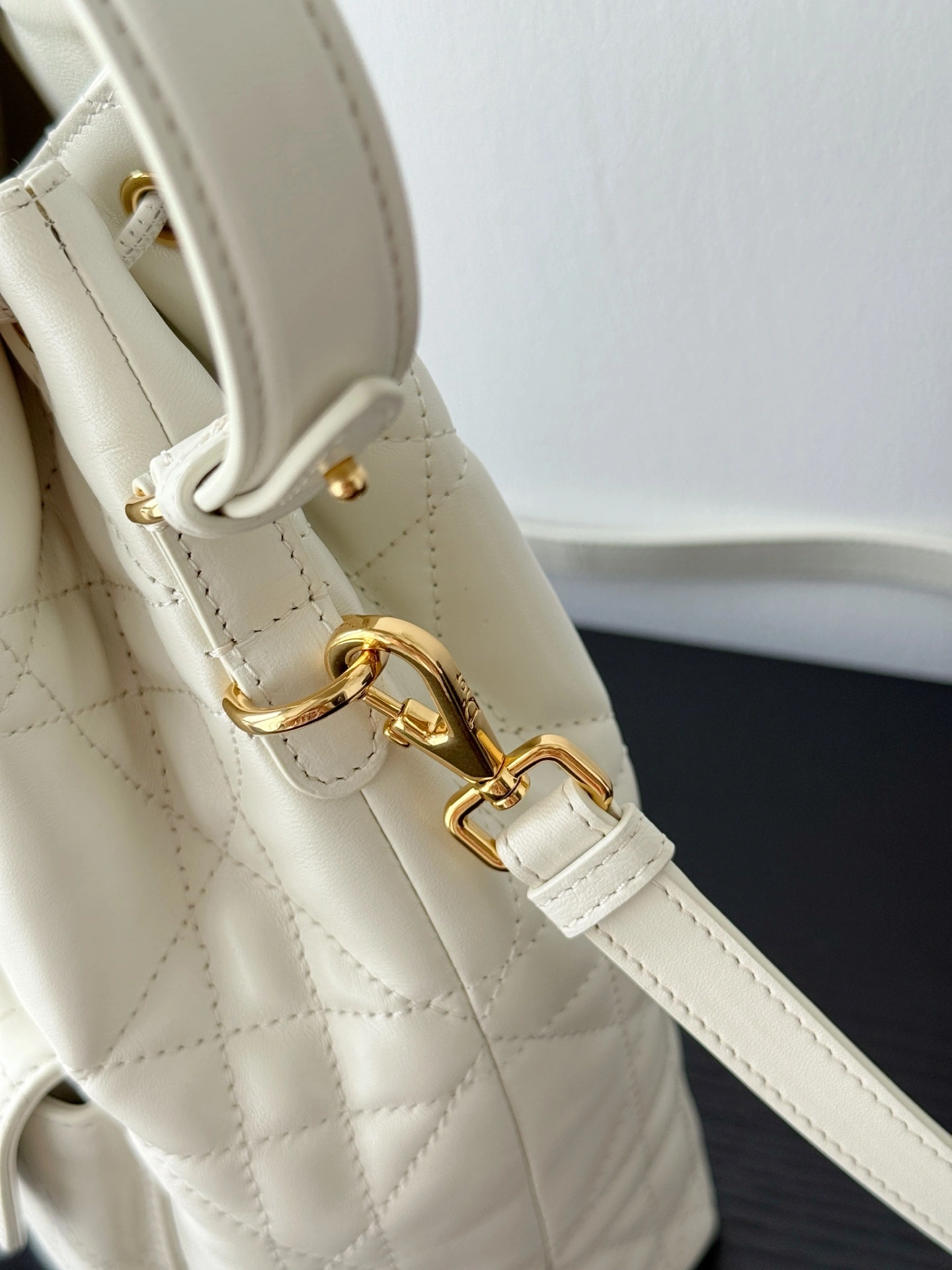 MOMO--4ior M3372UNOZ-M030 high quality version Caro sheepskin item:E-B805J2433