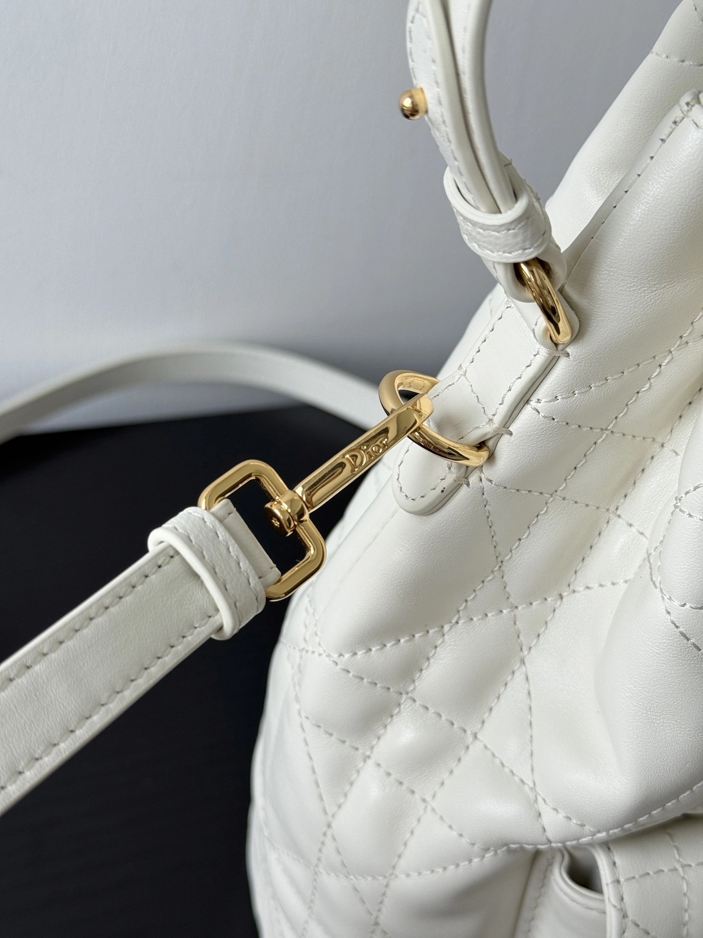 MOMO--4ior M3372UNOZ-M030 high quality version Caro sheepskin item:E-B805J2433