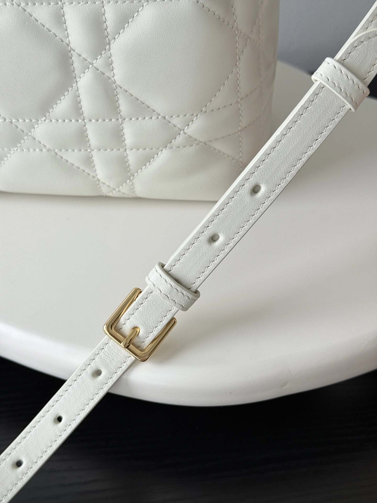 MOMO--4ior M3372UNOZ-M030 high quality version Caro sheepskin item:E-B805J2433