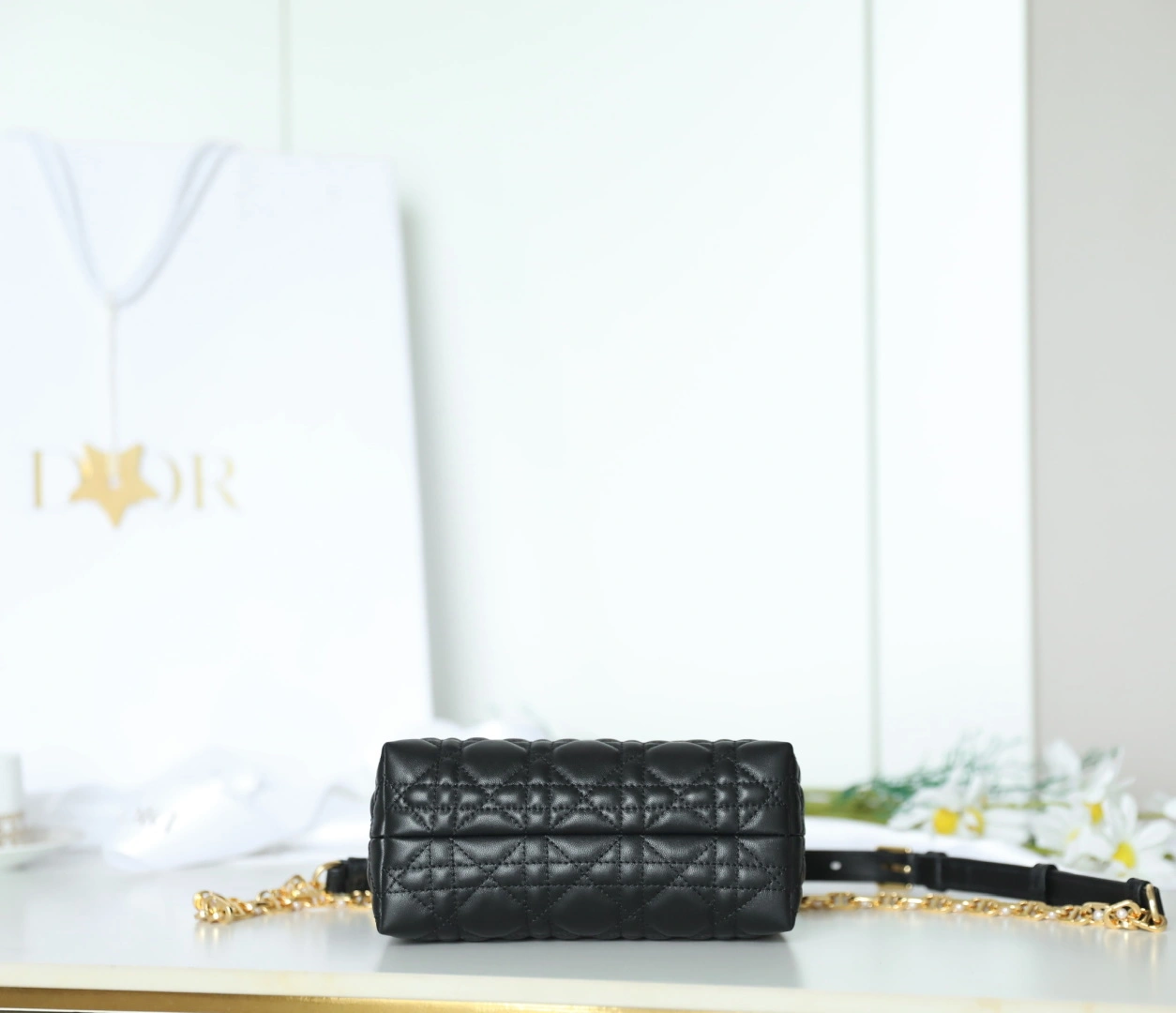MOMO--4ior S3123UNJB-M900 high quality version 𝙅𝙤𝙡𝙞𝙚 𝙏𝙤𝙥 𝙃𝙖𝙣𝙙𝙡𝙚 sheepskin item:F-B813A2304