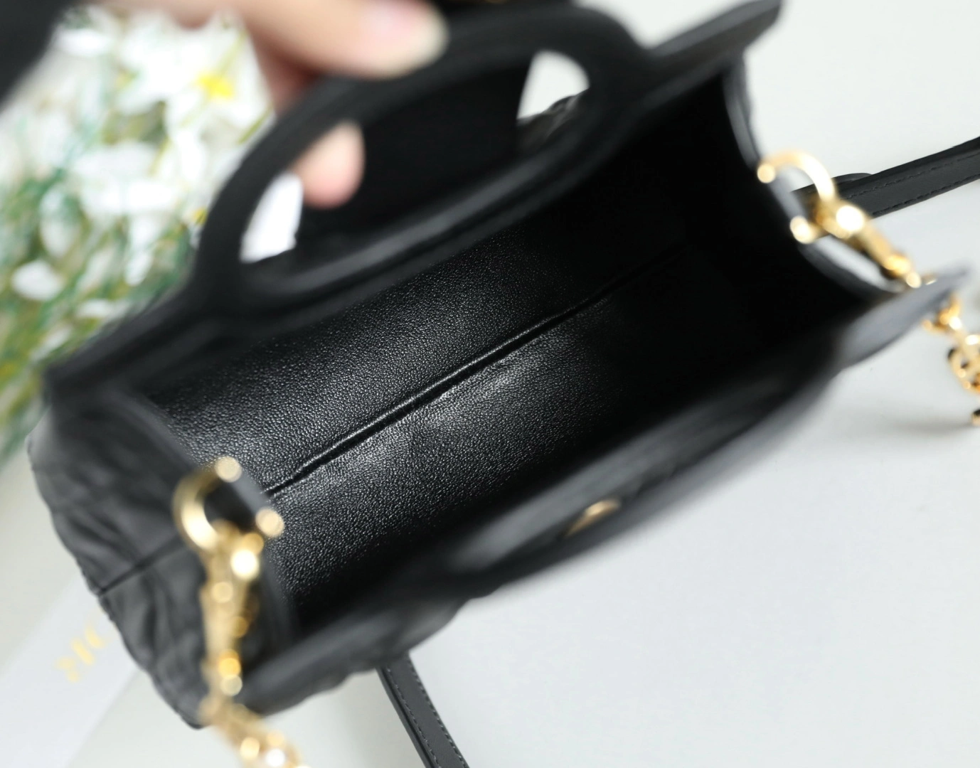 MOMO--4ior S3123UNJB-M900 high quality version 𝙅𝙤𝙡𝙞𝙚 𝙏𝙤𝙥 𝙃𝙖𝙣𝙙𝙡𝙚 sheepskin item:F-B813A2304