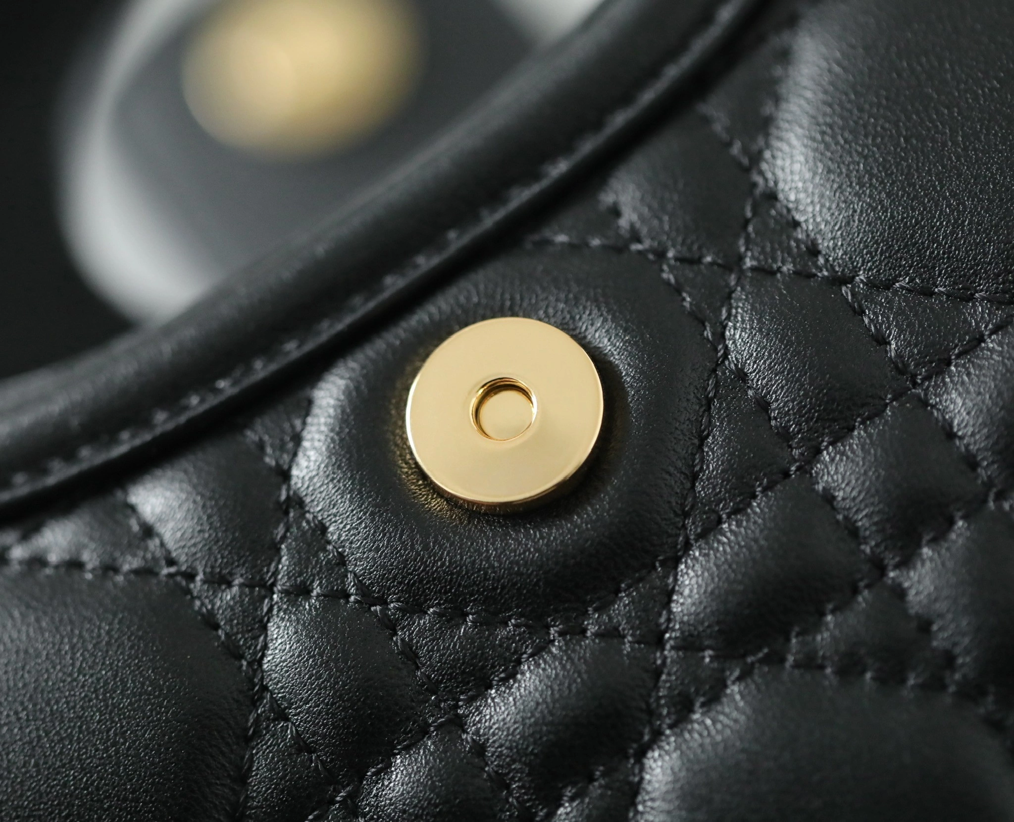 MOMO--4ior S3123UNJB-M900 high quality version 𝙅𝙤𝙡𝙞𝙚 𝙏𝙤𝙥 𝙃𝙖𝙣𝙙𝙡𝙚 sheepskin item:F-B813A2304