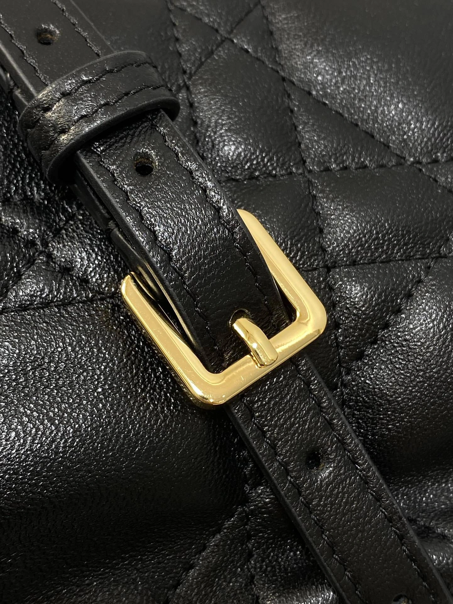 MOMO- 4ior S3202UDBB-M900 high quality version sheephide item：E-B813I2444
