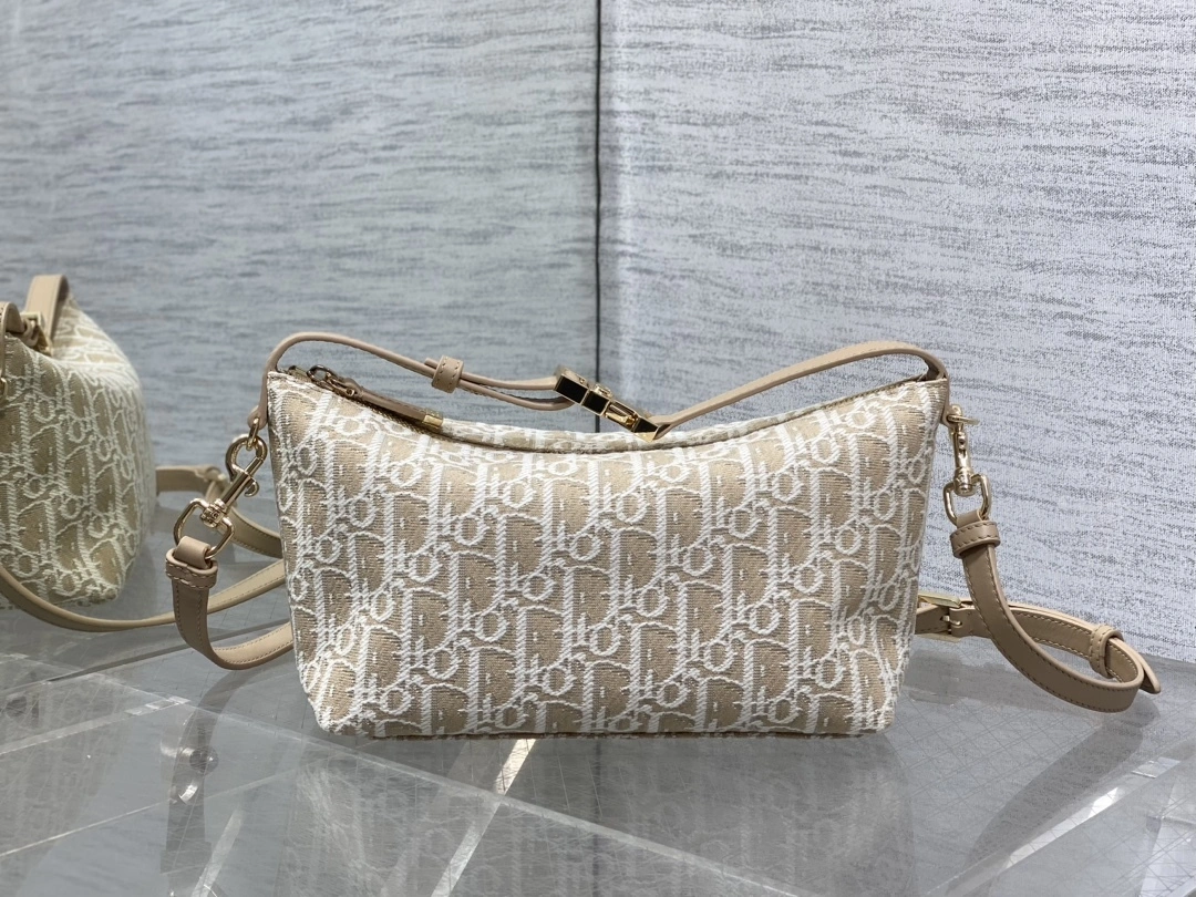 MOMO- 4ior S5554OTZQ-M925 high quality version item：E-B177I2570