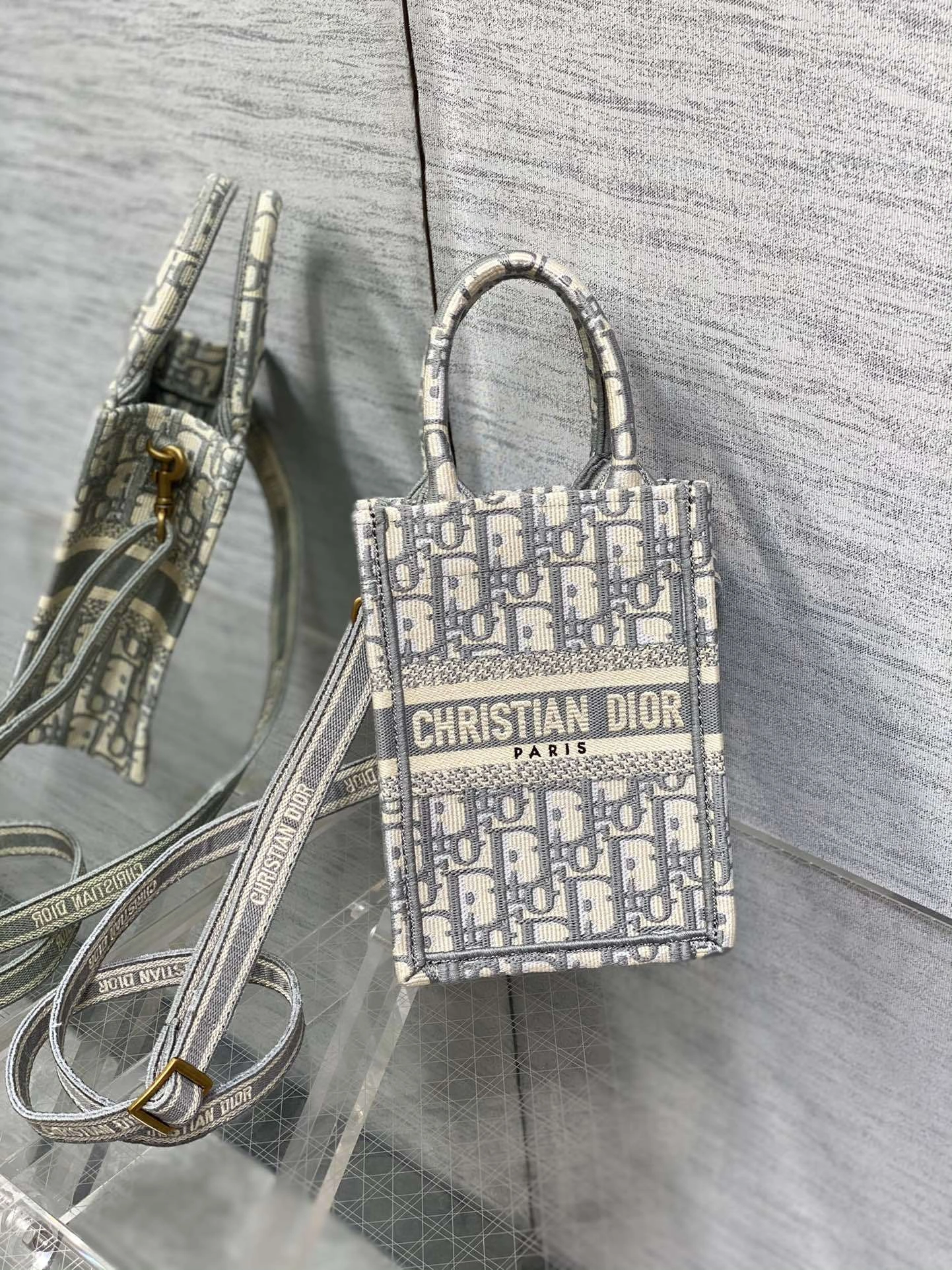 MOMO- 4ior S5555CRIW-M932 Tote mini high quality version item：E-B350I2471
