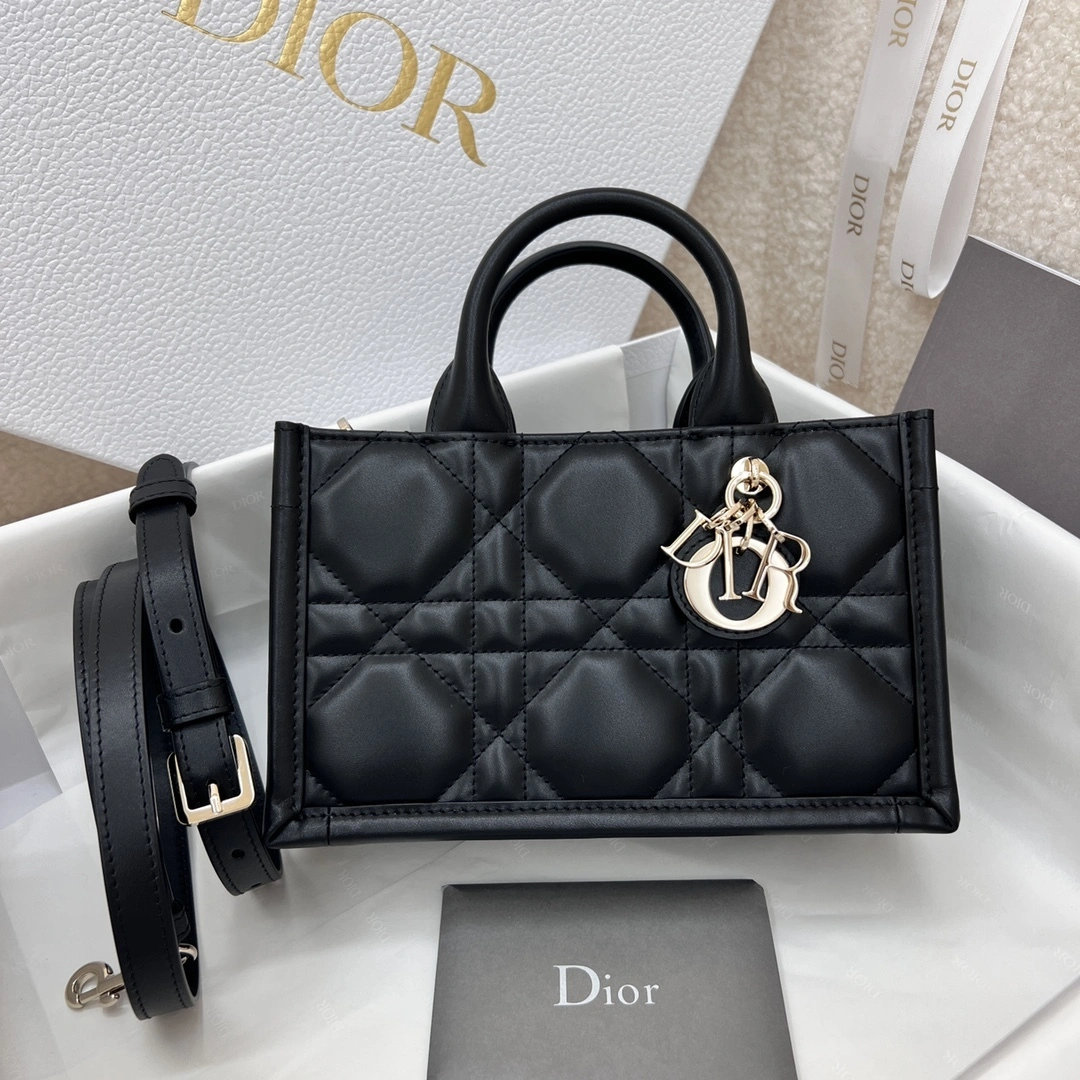 MOMO- 4ior S5573OWHP-M900 cowhide high quality version item：E-B813I2443
