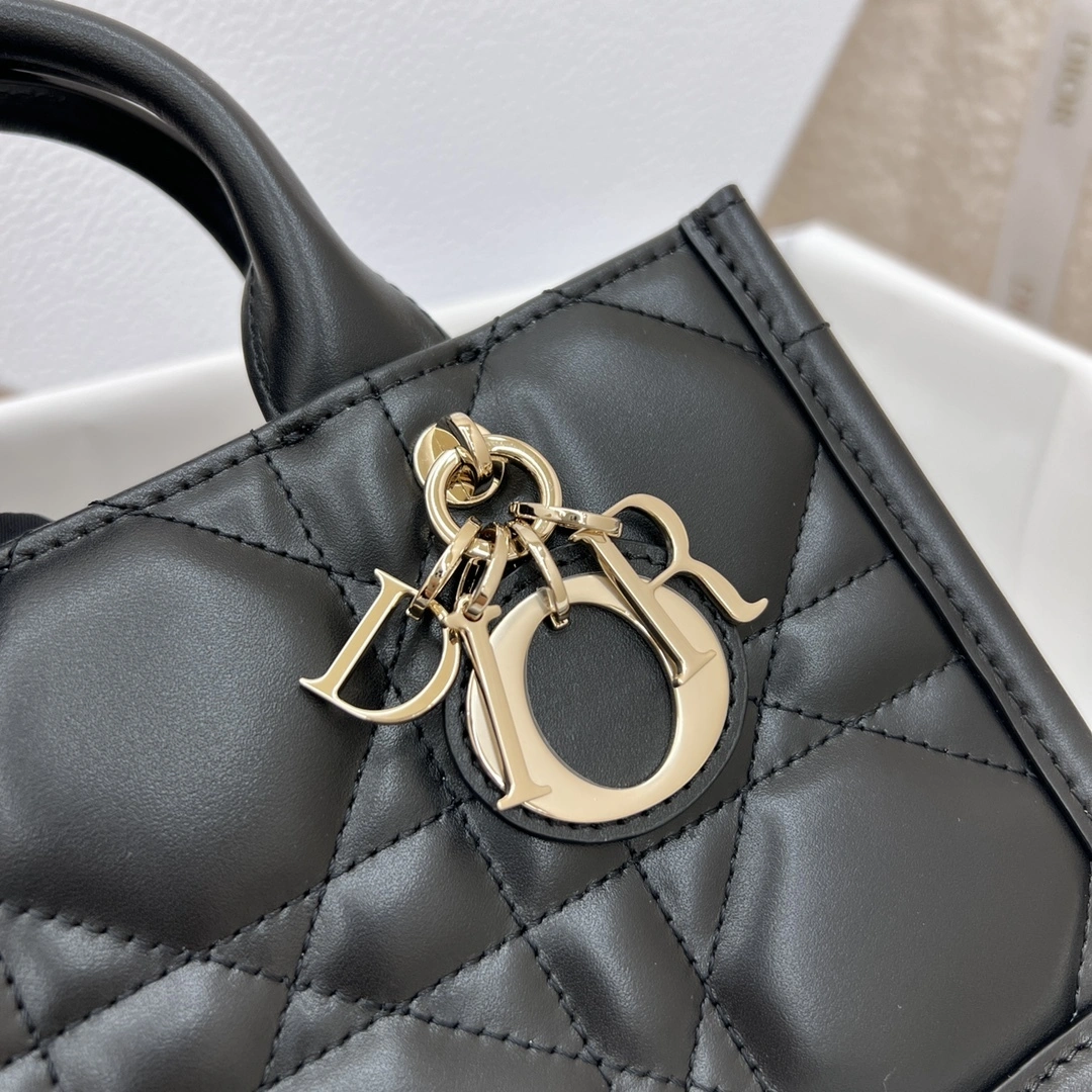 MOMO- 4ior S5573OWHP-M900 cowhide high quality version item：E-B813I2443