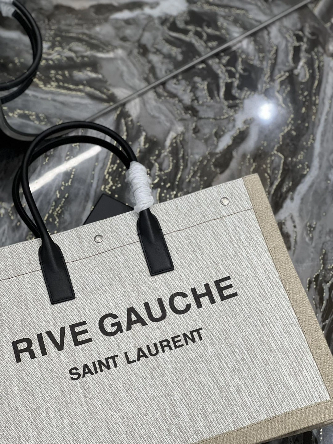 MOMO- 5094159J52E9280 Rive Gauche item : B-B597E1442W