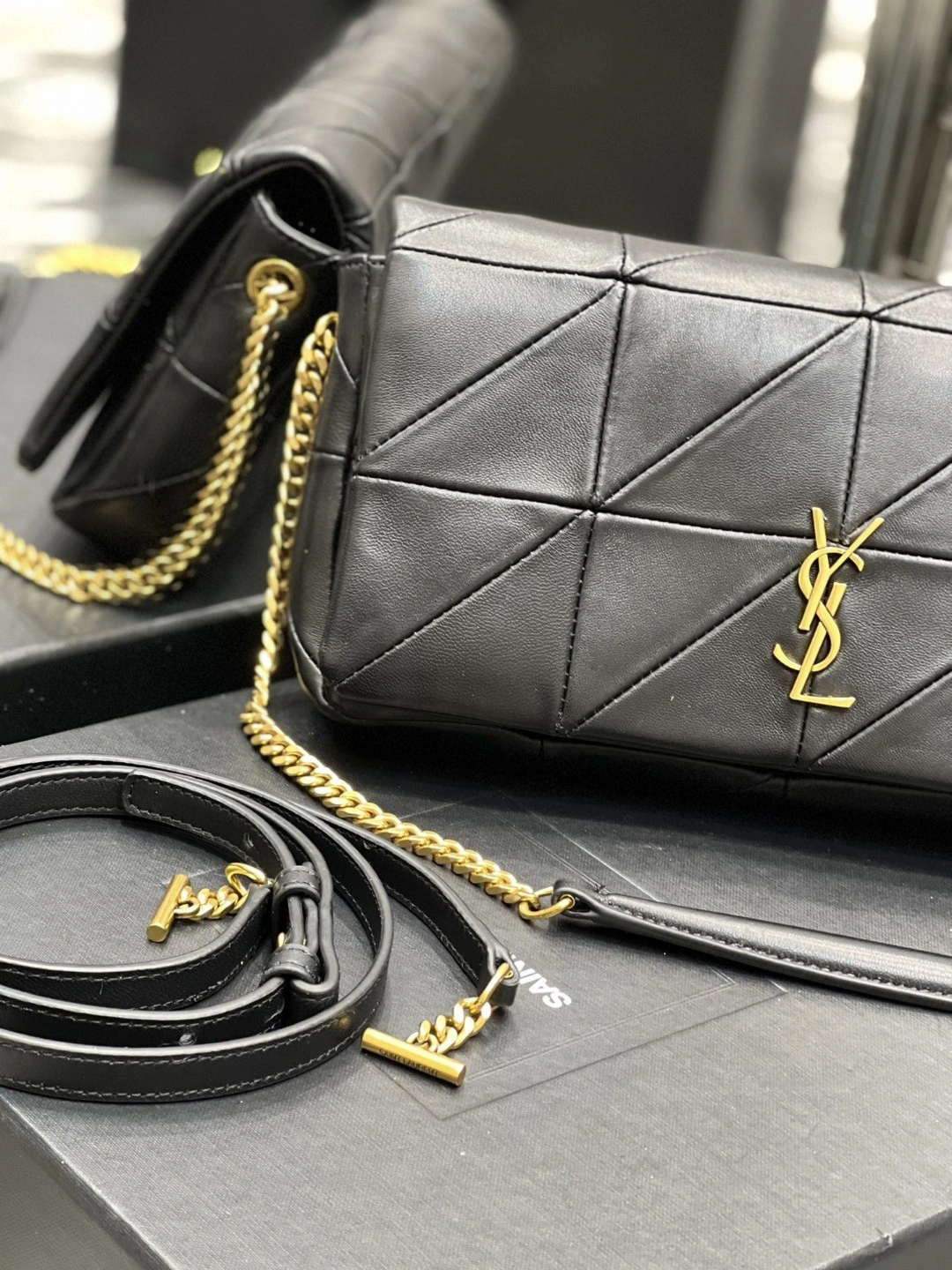 MOMO- 515821-COP67-1000 sheephide JAMIE item : B-B597E1426W