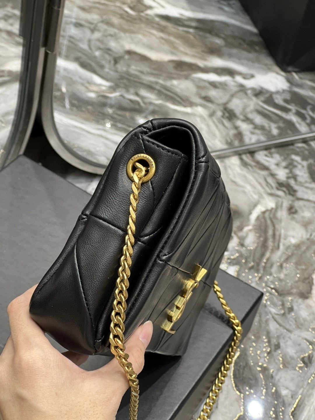 MOMO- 515821-COP67-1000 sheephide JAMIE item : B-B597E1426W