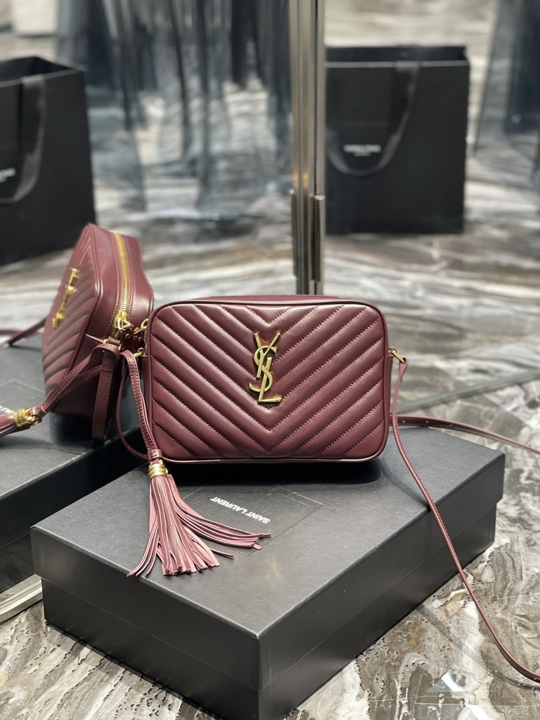 &MOMO- 520534 cowhide item : B-B271C1501