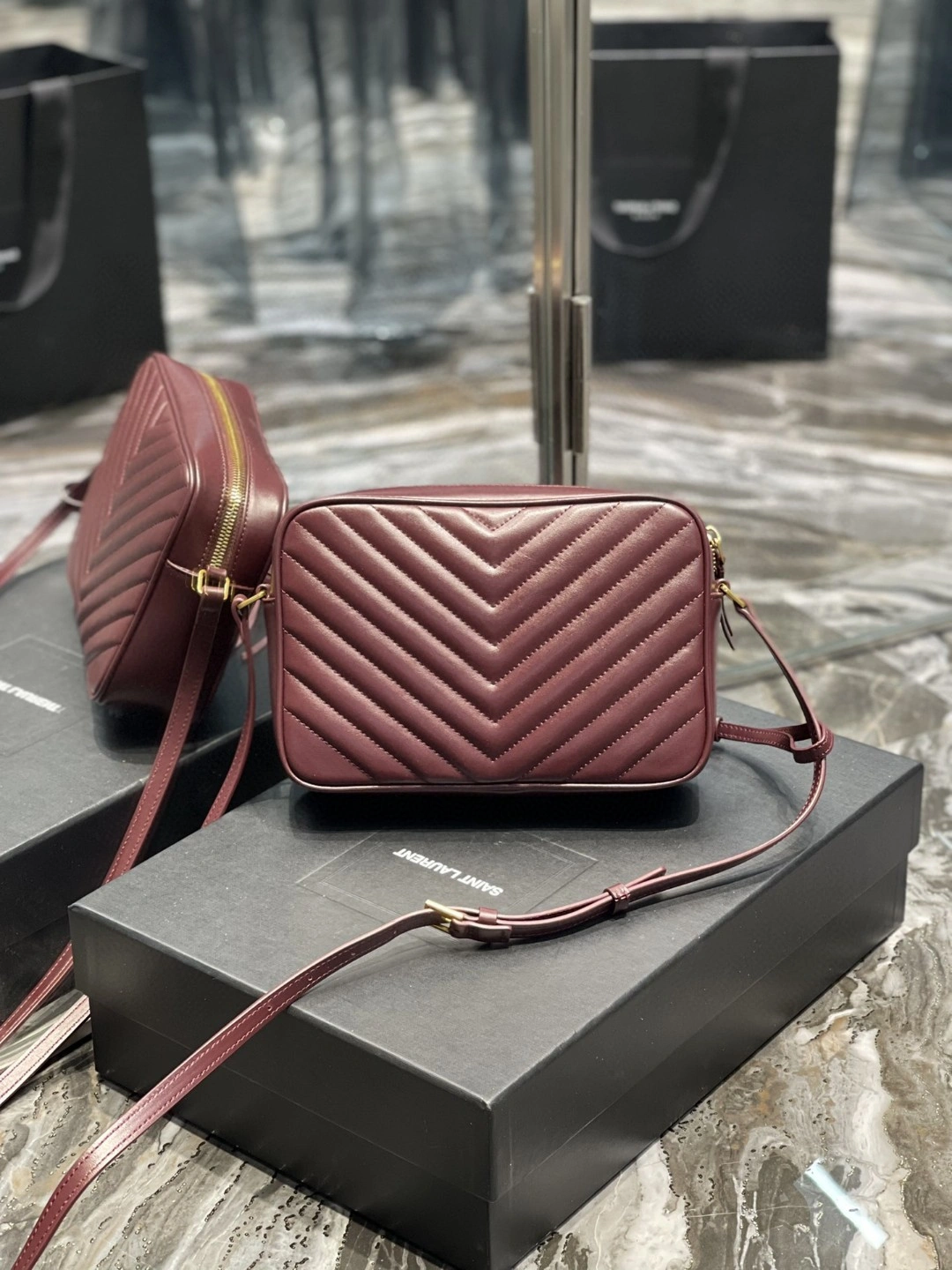 &MOMO- 520534 cowhide item : B-B271C1501