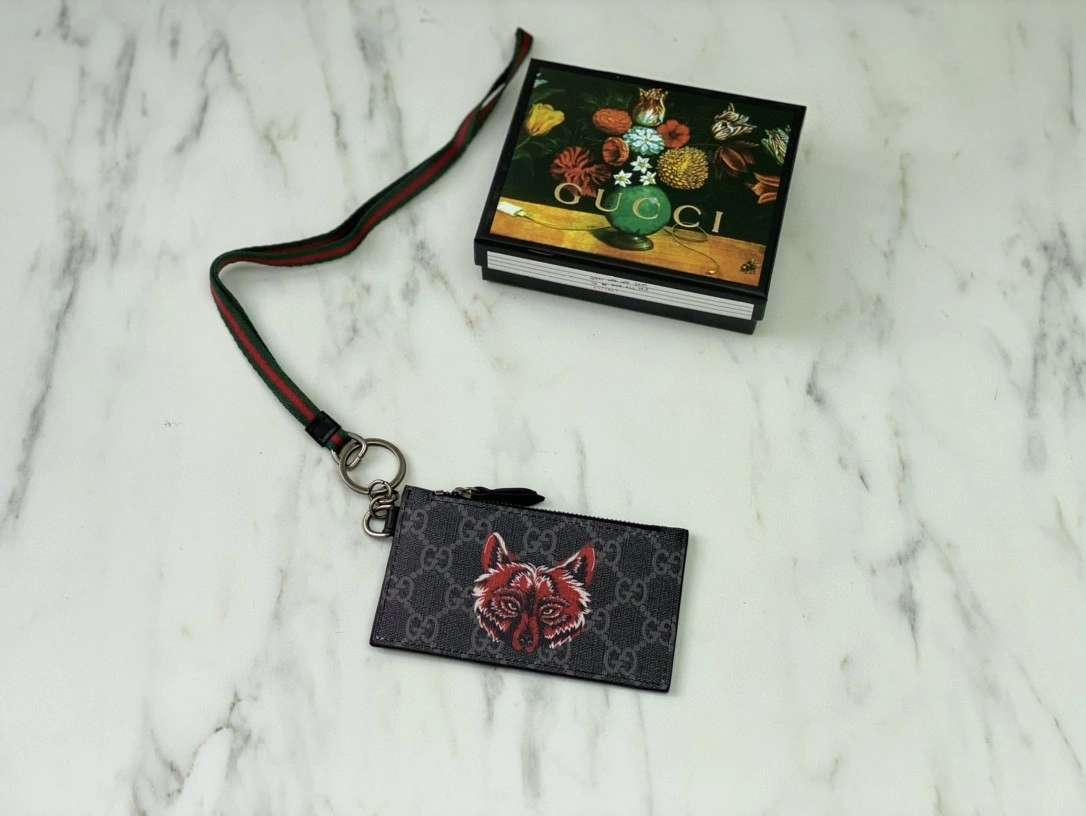 MOMO- 523903 PVC item : B-B00M0808
