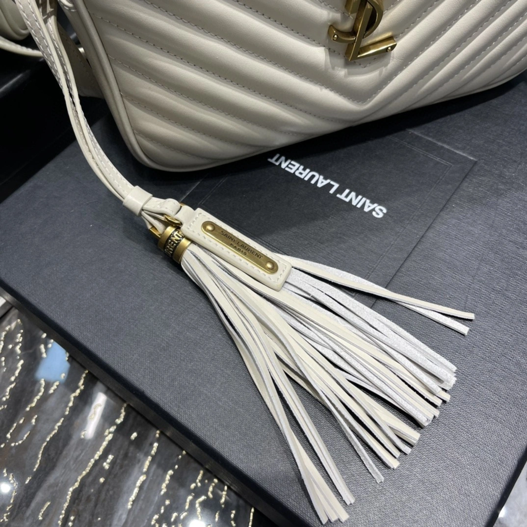 MOMO- 574494-DV707-9207 Calfskin item : B-B597E1723W