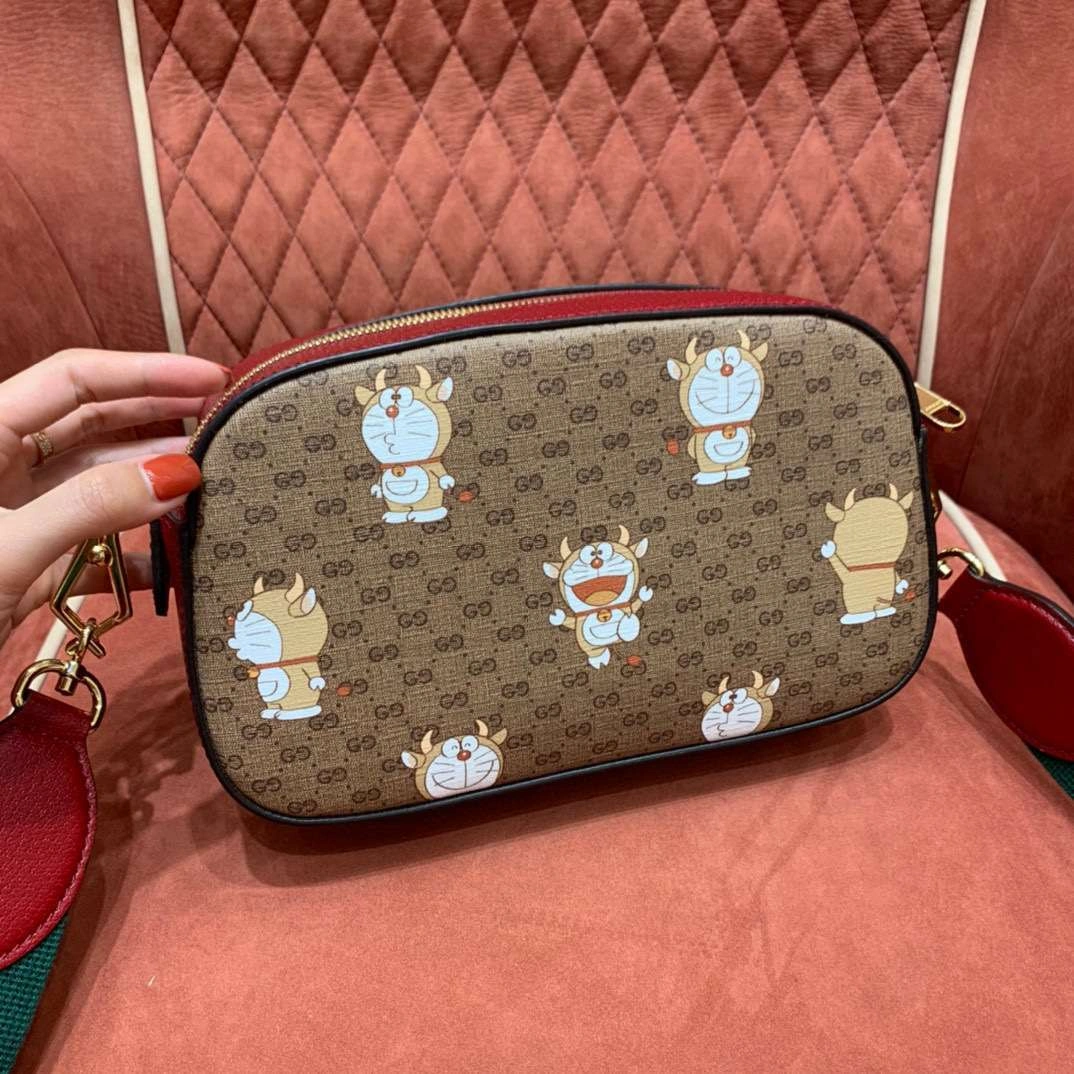MOMO- 574886 item :242B30E2603
