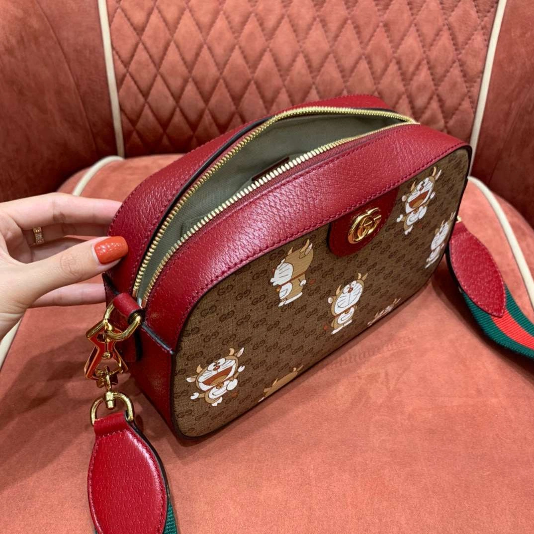 MOMO- 574886 item :242B30E2603