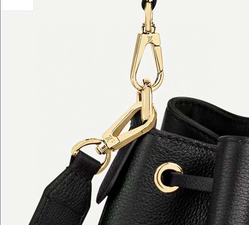 *MOMO- 57587 Calfskin item :174B85E0736
