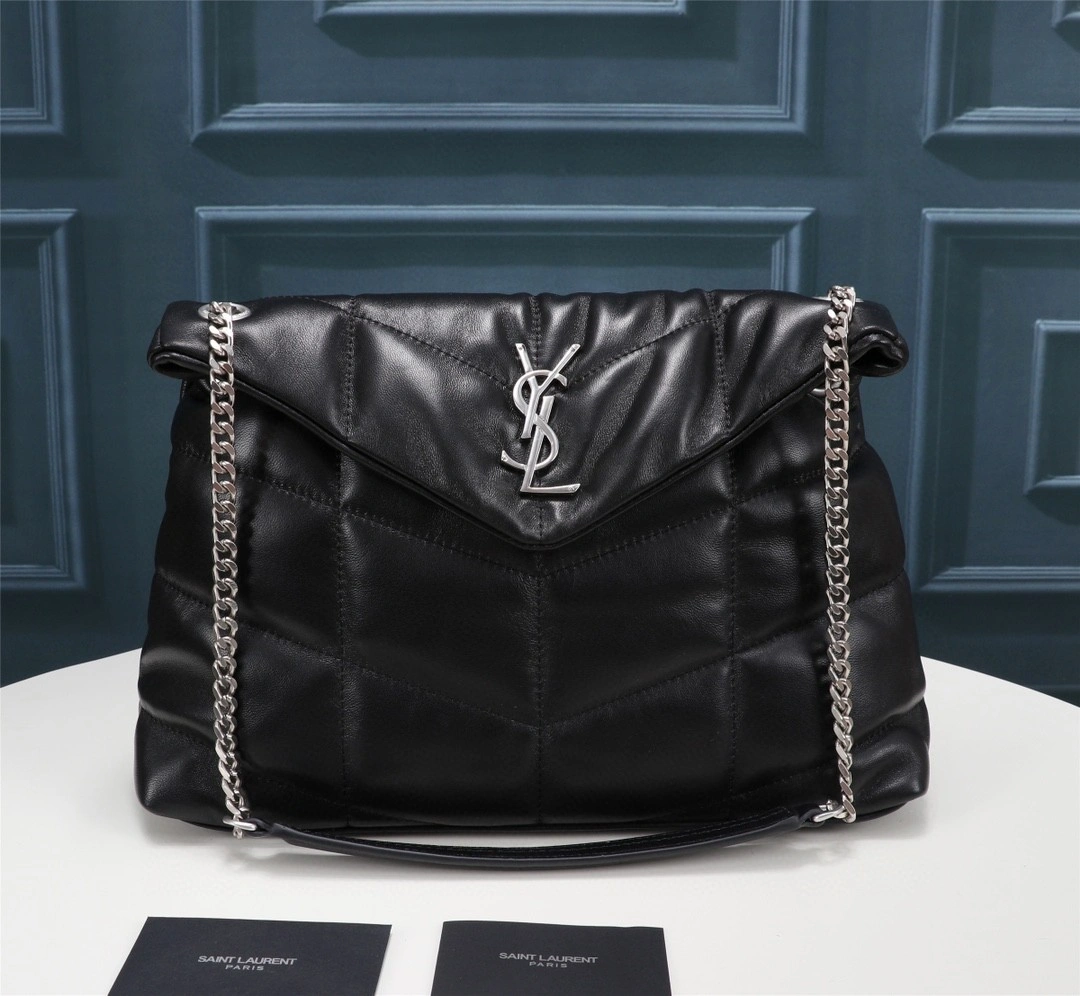 &MOMO- 577475-1EL00-1000 Lambskin item : B-B597E1414W
