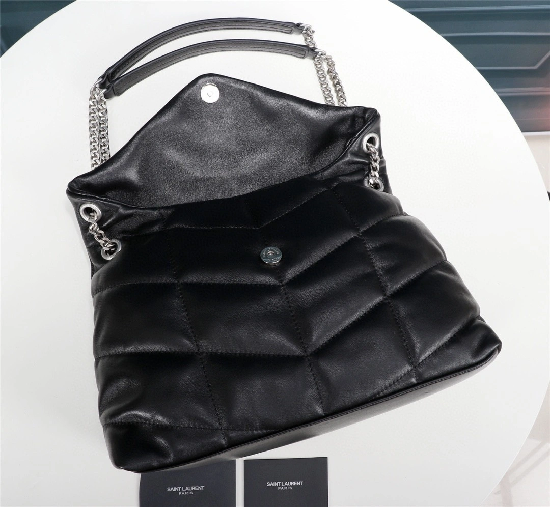 &MOMO- 577475-1EL00-1000 Lambskin item : B-B597E1414W
