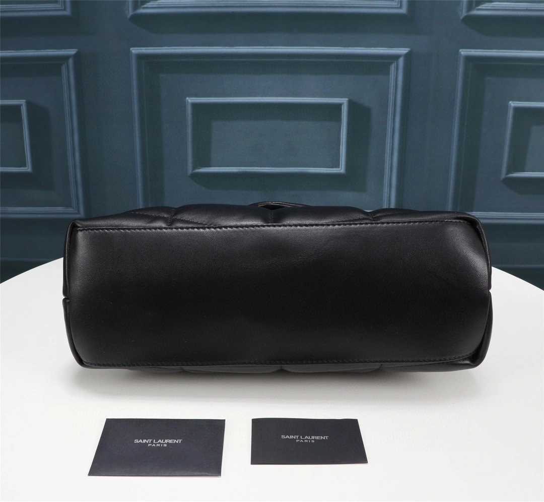 MOMO- 577475-1EL08-1000 5774751EL081000 Lambskin item : B-B597E1704W