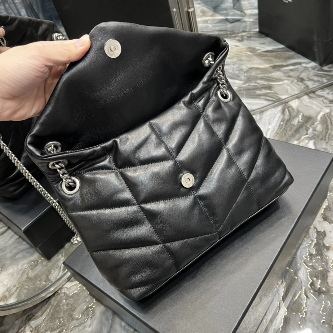 MOMO- 5774761EL001000 Lambskin item : B-B597E1713W