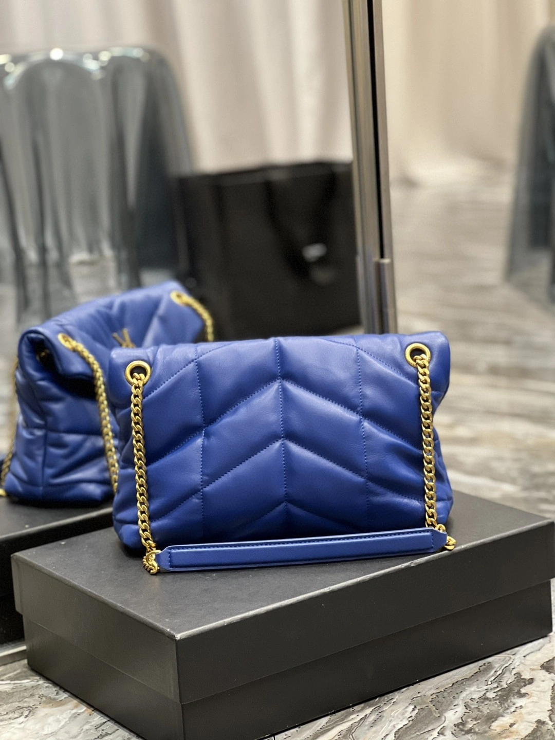 MOMO- 5774761EL074331 Lambskin item : B-B597E1706W