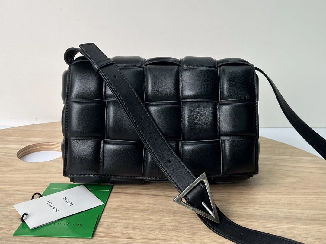 MOMO- 591970-VCQR1-8803 Cassette bag item : B-B063D1802
