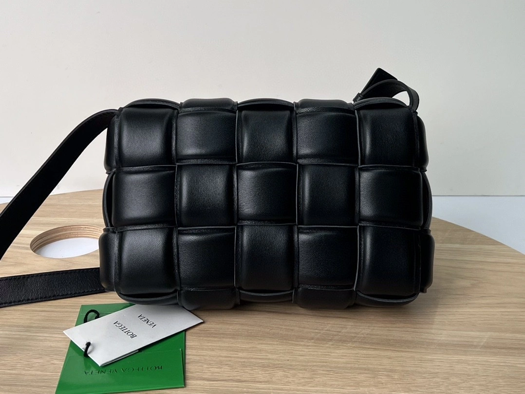 MOMO- 591970-VCQR1-8803 Cassette bag item : B-B063D1802