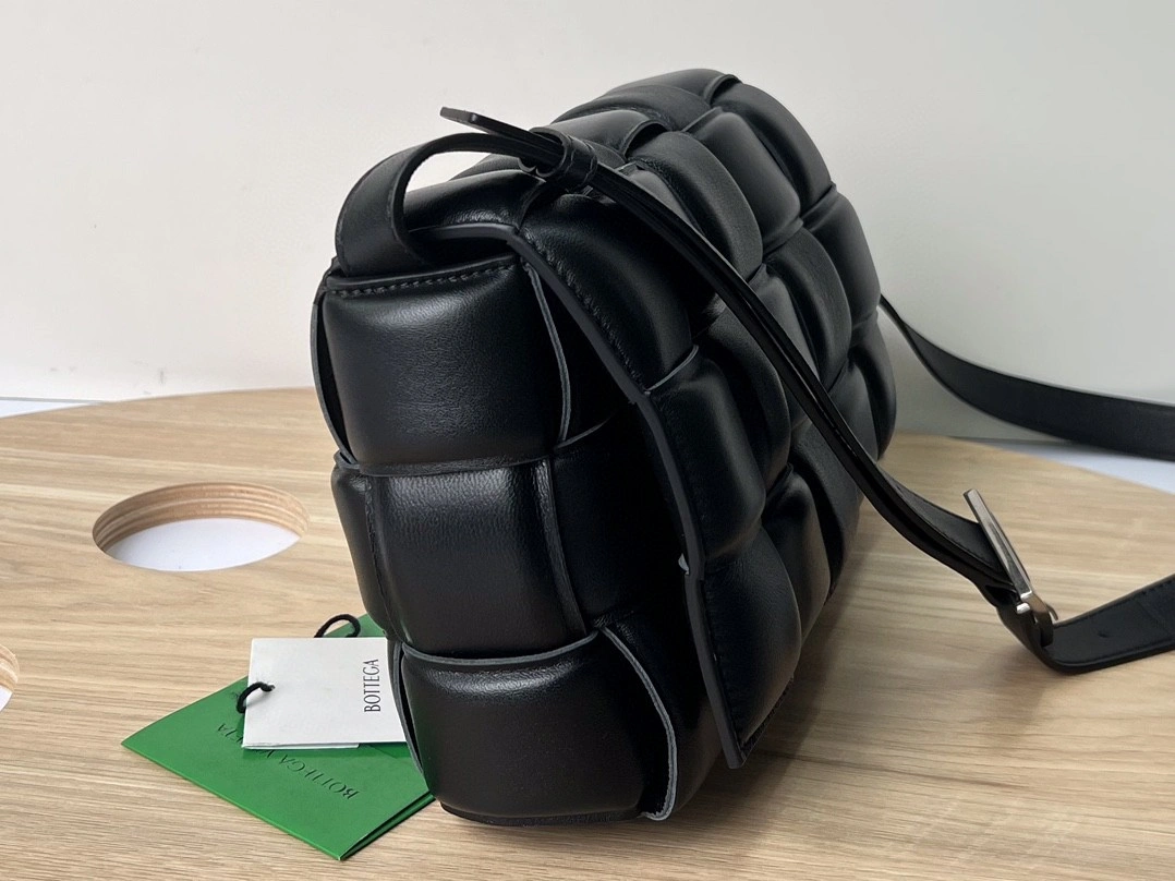 MOMO- 591970-VCQR1-8803 Cassette bag item : B-B063D1802