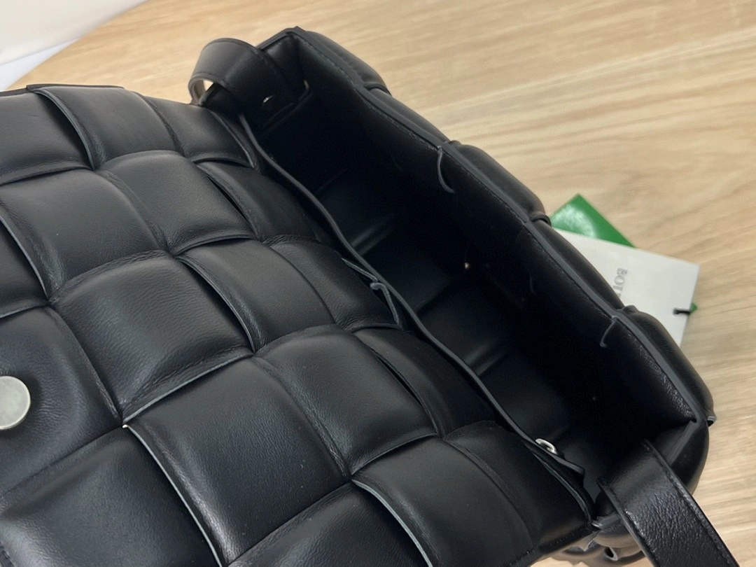 MOMO- 591970-VCQR1-8803 Cassette bag item : B-B063D1802