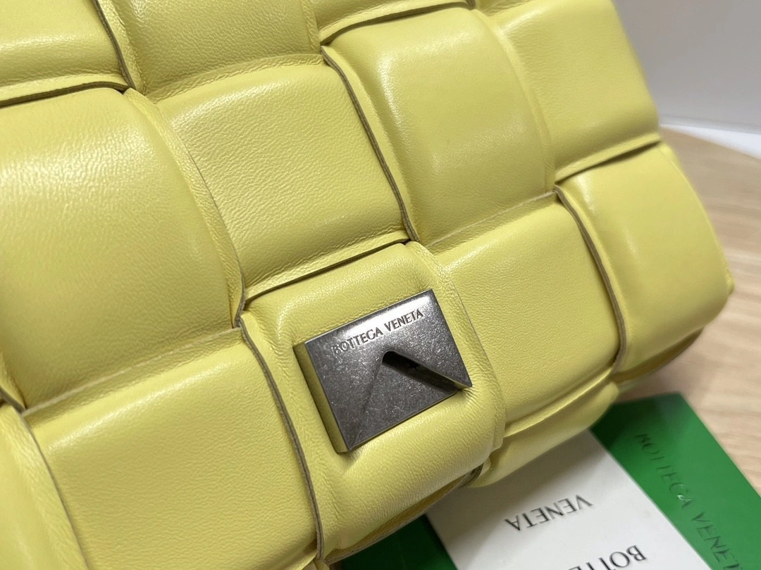 MOMO- 591970VCQR1-7416 Cassette bag item : B-B063D1808