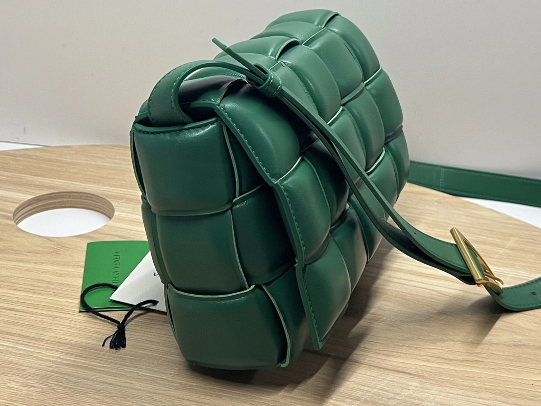 MOMO- 591970VCQR13186 Cassette bag item : B-B063D1806