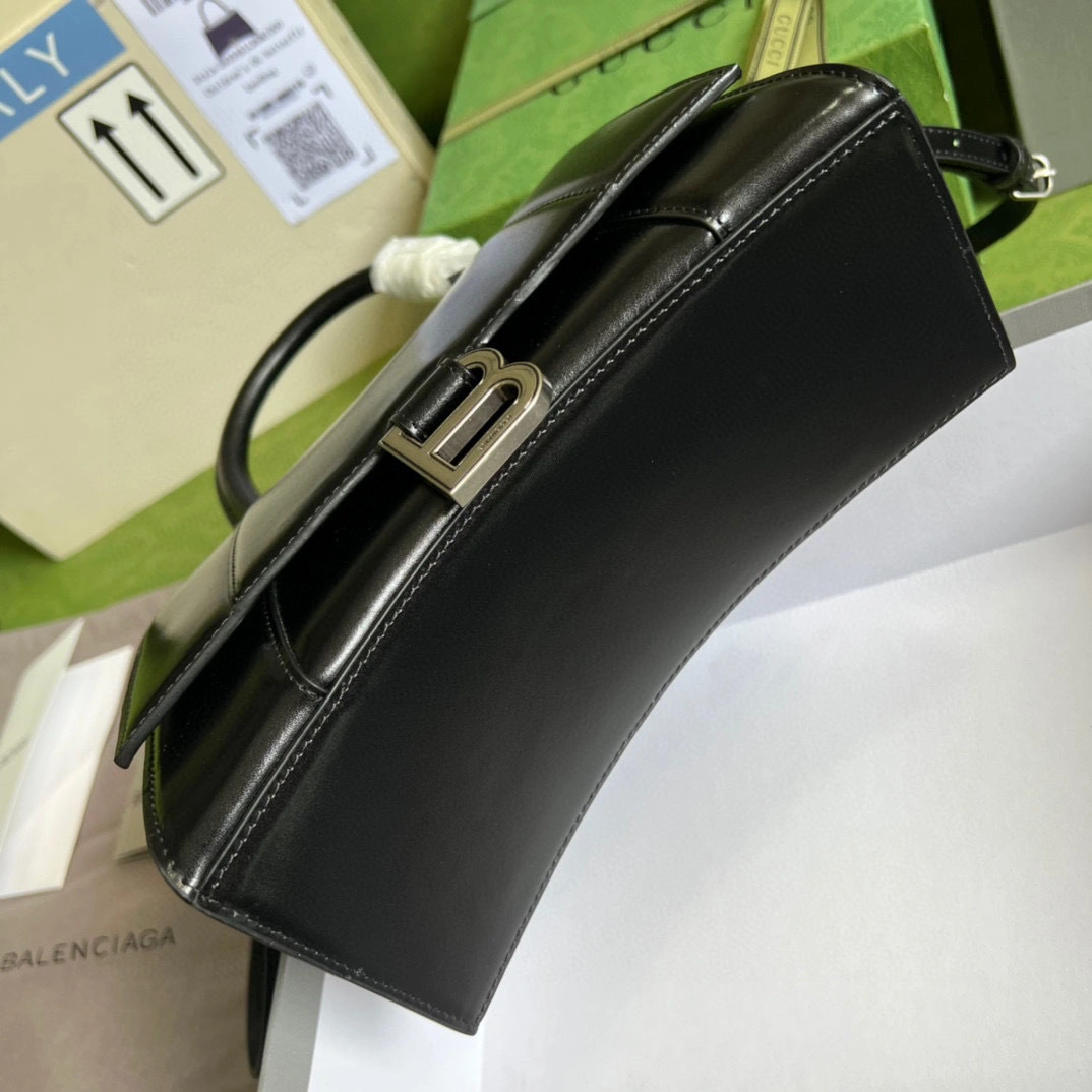 MOMO- 5935461QJ4Y1000 × item：B-B000F1704C