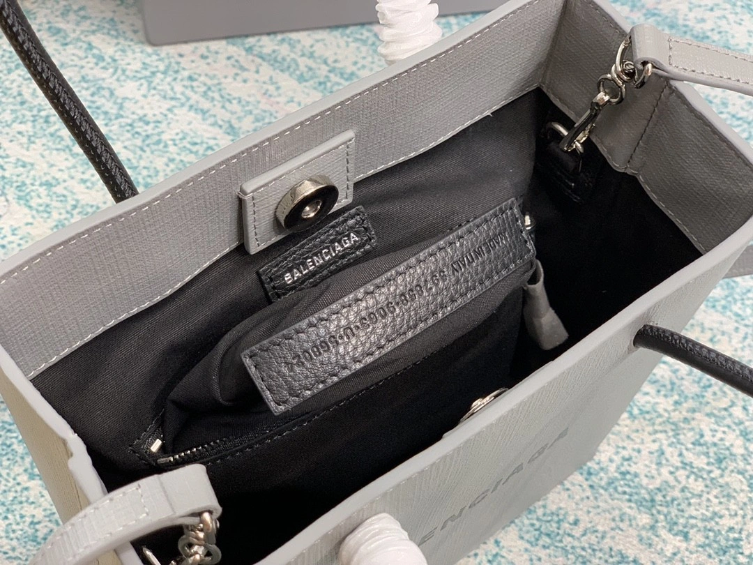 MOMO- 5978580AI2N1160 sheephide item : B-B063D1815